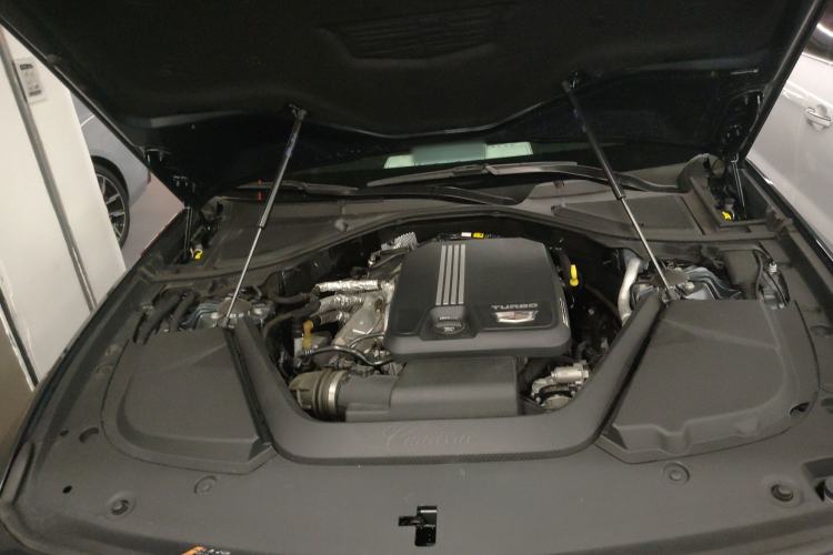 Used Cadillac CT6 2023 28T Platinum Edition Engine Bay