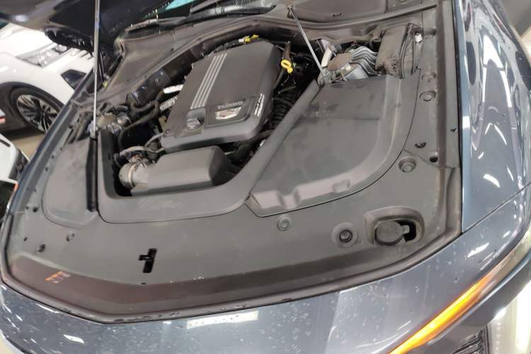 Used Cadillac CT6 2023 28T Prestige Model Engine Bay
