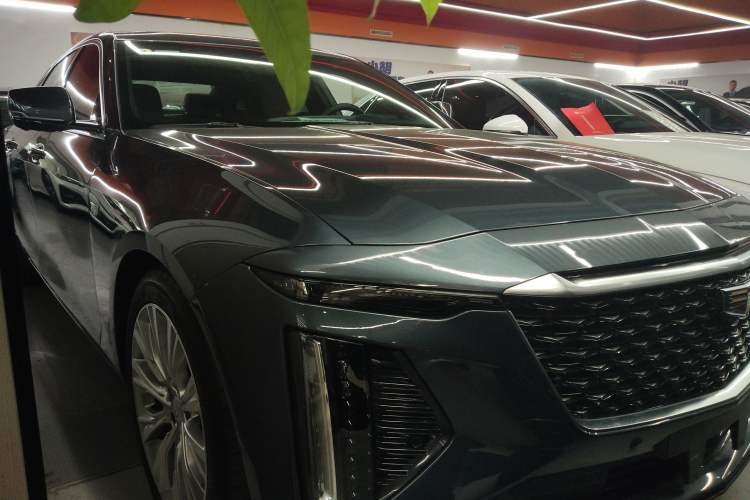 Used Cadillac CT6 2023 28T Platinum Edition Exterior 2