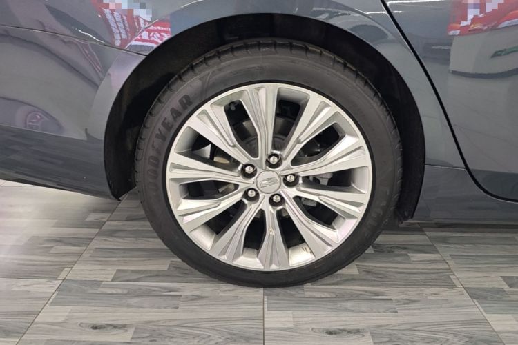 Used Cadillac CT6 2023 28T Luxury Version Exterior 5