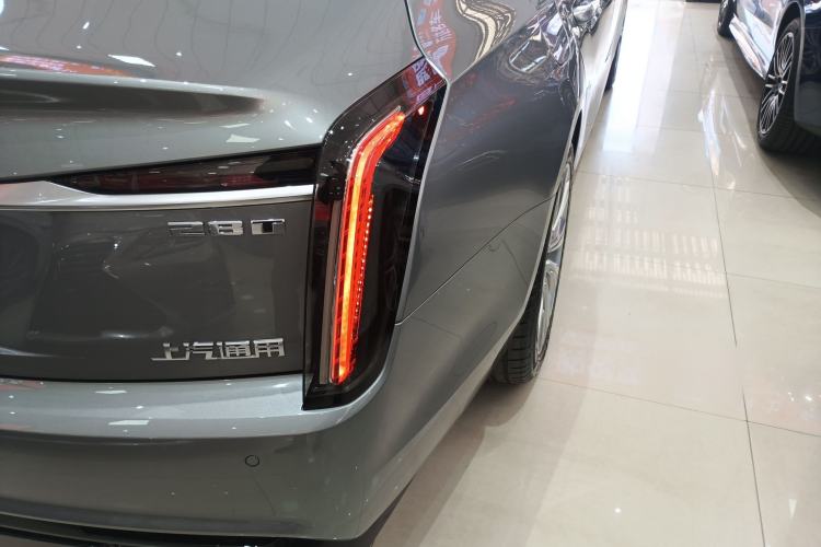 Used Cadillac CT6 2023 28T Luxury Version Exterior 6