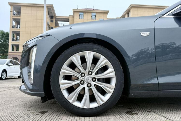 Used Cadillac CT6 2023 28T Platinum Edition Exterior 7