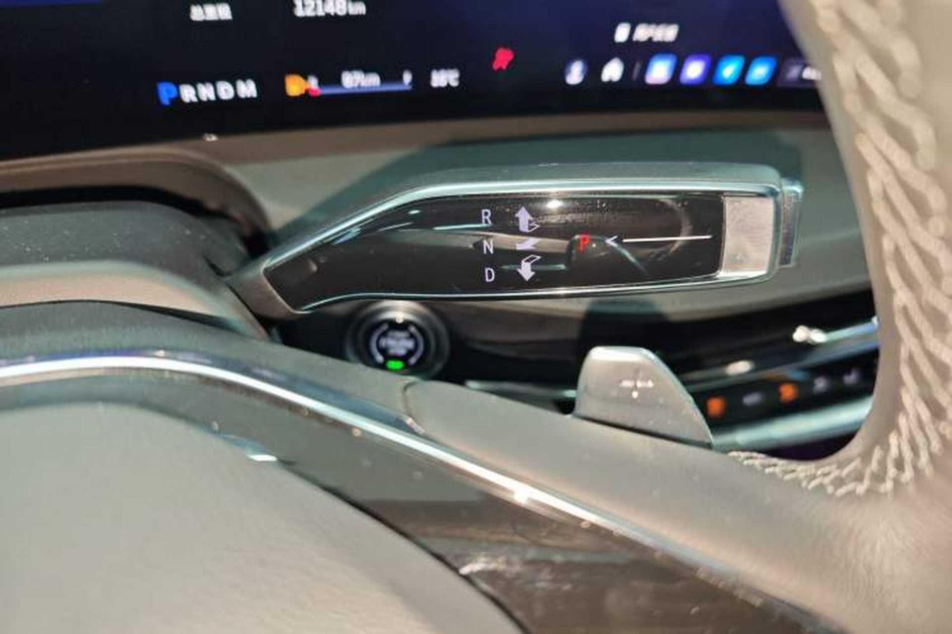 Used Cadillac CT6 2023 28T Luxury Version Gear Lever