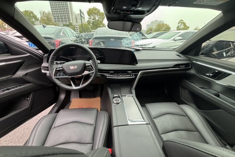 Used Cadillac CT6 2023 28T Fashion Edition Interior 1