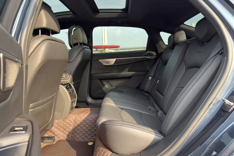 Used Cadillac CT6 2023 28T Luxury Version Interior 1