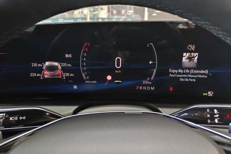 Used Cadillac CT6 2023 28T Luxury Version Interior 10