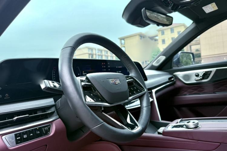 Used Cadillac CT6 2023 28T Platinum Edition Interior 12