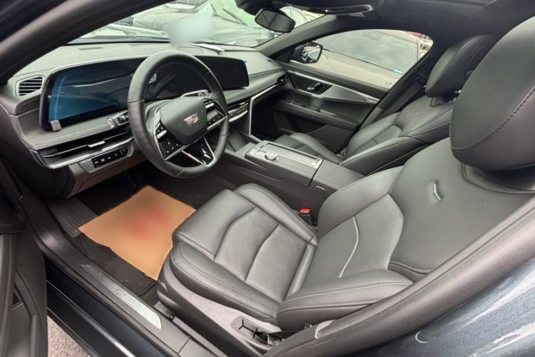 Used Cadillac CT6 2023 28T Fashion Edition Interior 2