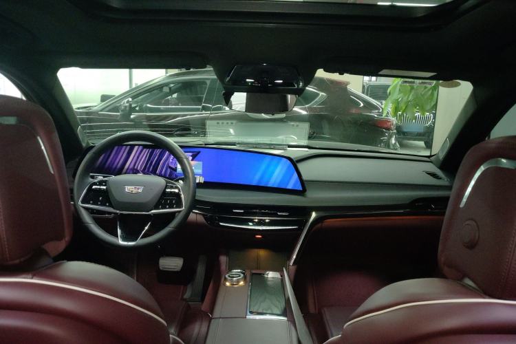 Used Cadillac CT6 2023 28T Platinum Edition Interior 2