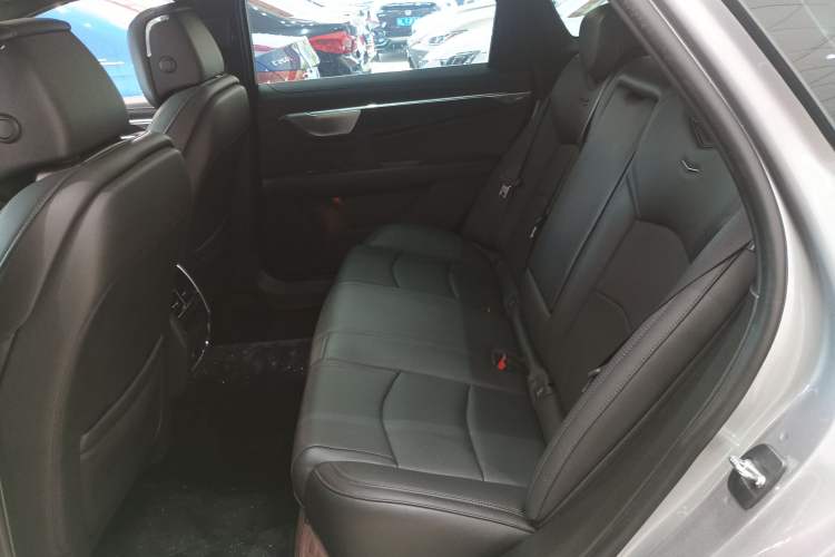 Used Cadillac CT6 2023 28T Luxury Version Interior 4