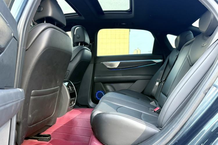 Used Cadillac CT6 2023 28T Luxury Version Interior 5
