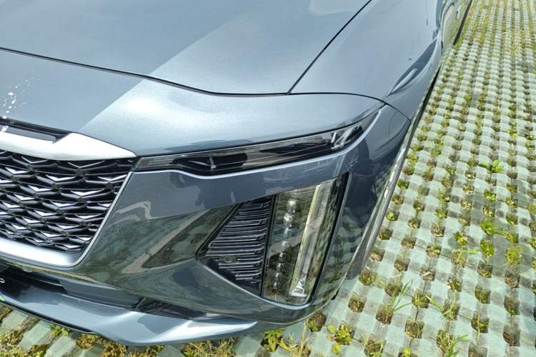Used Cadillac CT6 2023 28T Fashion Edition Left Front Headlight
