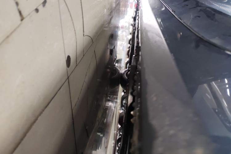 Used Cadillac CT6 2023 28T Prestige Model Left Side Sill