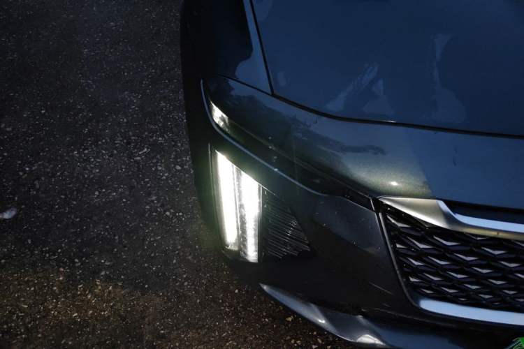 Used Cadillac CT6 2023 28T Prestige Model Right Front Headlight