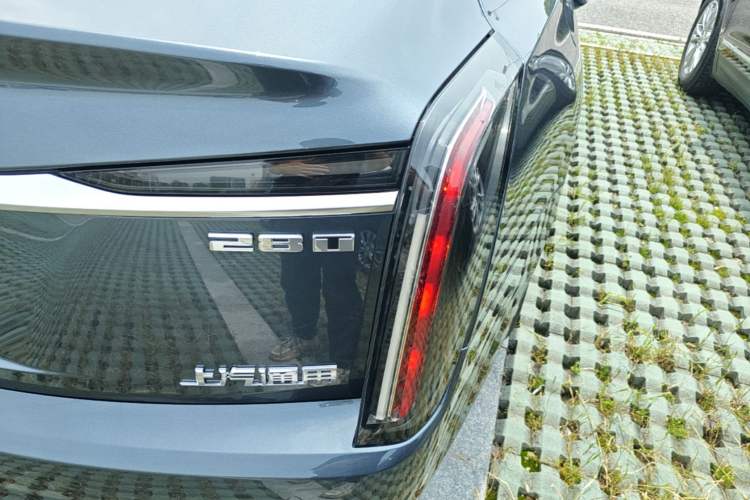 Used Cadillac CT6 2023 28T Fashion Edition Right Rear Taillight