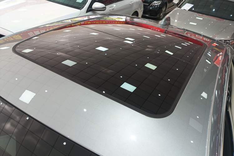 Used Cadillac CT6 2023 28T Luxury Version Roof