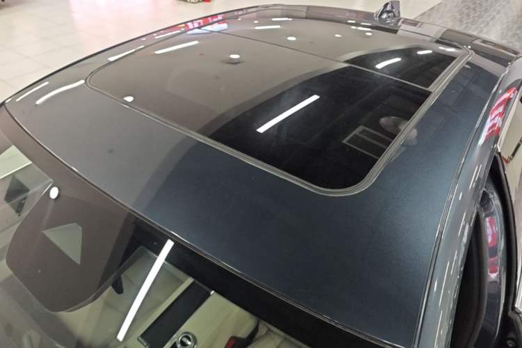 Used Cadillac CT6 2023 28T Luxury Version Roof