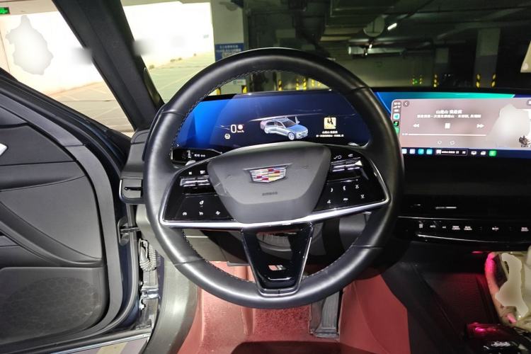 Used Cadillac CT6 2023 28T Prestige Model Steering Wheel