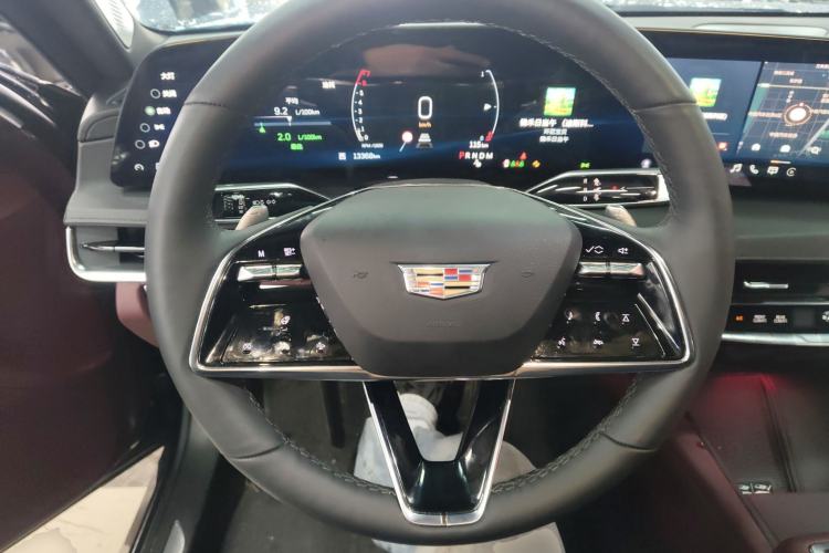 Used Cadillac CT6 2023 28T Prestige Model Steering Wheel