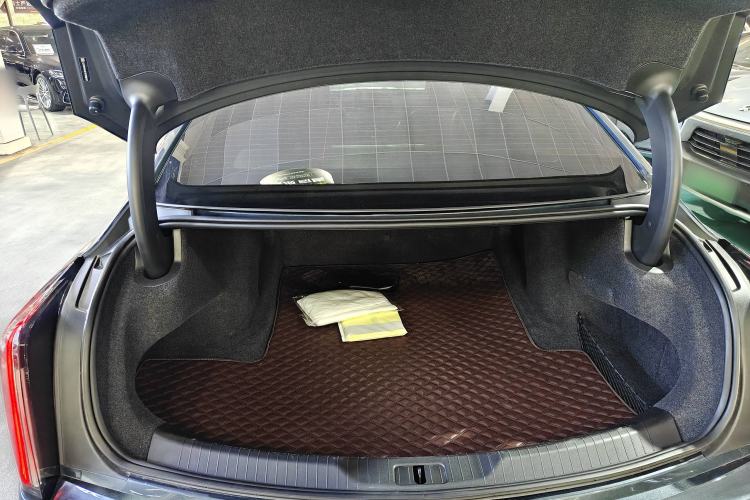 Used Cadillac CT6 2023 28T Luxury Version Trunk