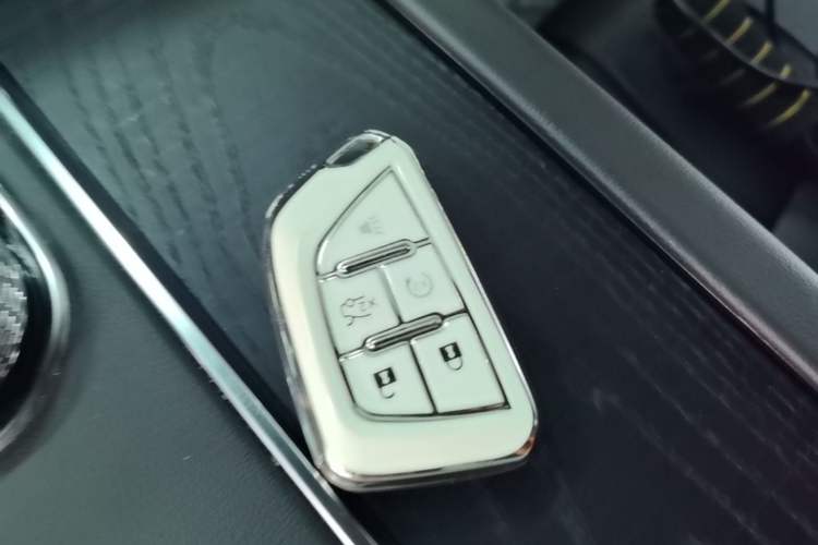 Used Cadillac CT6 2023 28T Luxury Version Vehicle Key