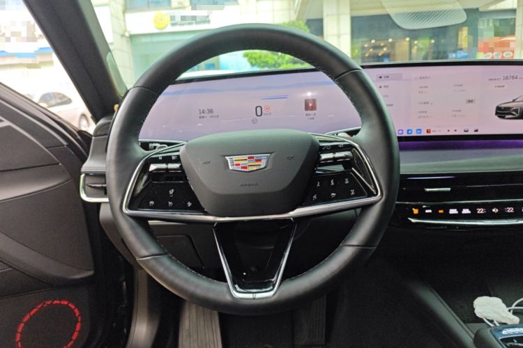 Used Cadillac CT6 2023 28T Platinum Edition Steering Wheel