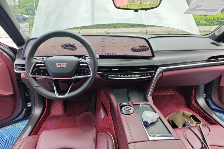 Used Cadillac CT6 2023 28T Luxury Version Center Console