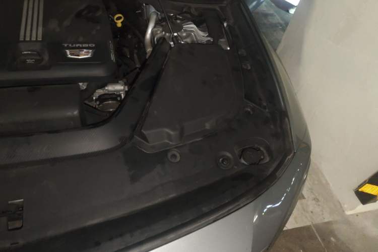 Used Cadillac CT6 2023 28T Prestige Model Engine Bay Left