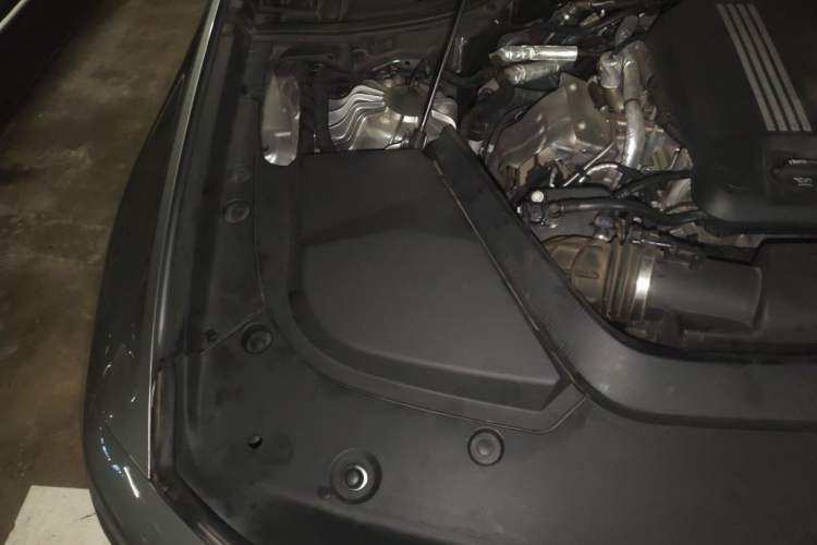 Used Cadillac CT6 2023 28T Prestige Model Engine Bay Right