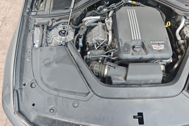 Used Cadillac CT6 2023 28T Luxury Version Engine Bay Right