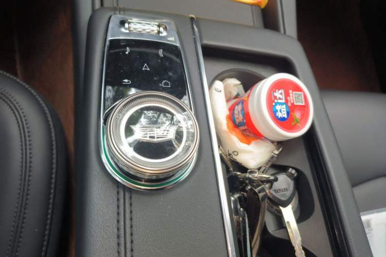 Used Cadillac CT6 2023 28T Luxury Version Gear Lever