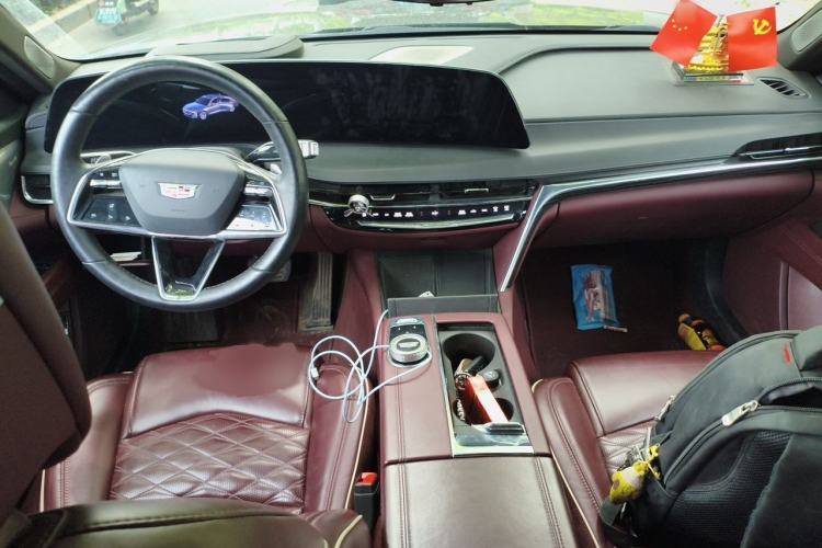 Used Cadillac CT6 2023 28T Platinum Edition Interior 2
