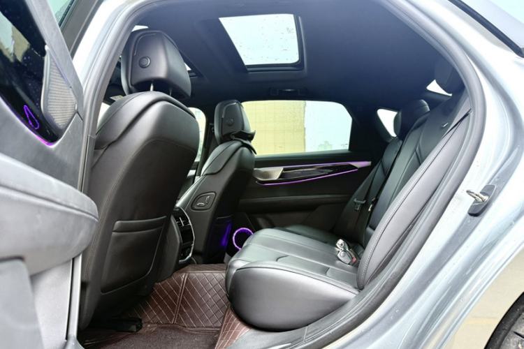 Used Cadillac CT6 2023 28T Luxury Version Interior 6