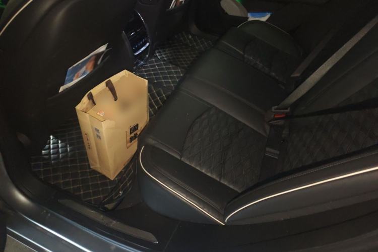 Used Cadillac CT6 2023 28T Prestige Model Left Rear Seat