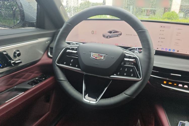 Used Cadillac CT6 2023 28T Luxury Version Steering Wheel