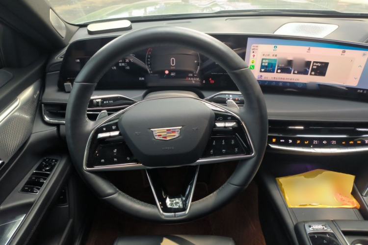 Used Cadillac CT6 2023 28T Luxury Version Steering Wheel