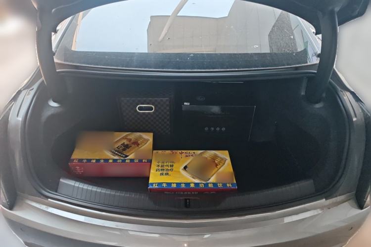 Used Cadillac CT6 2023 28T Luxury Version Trunk