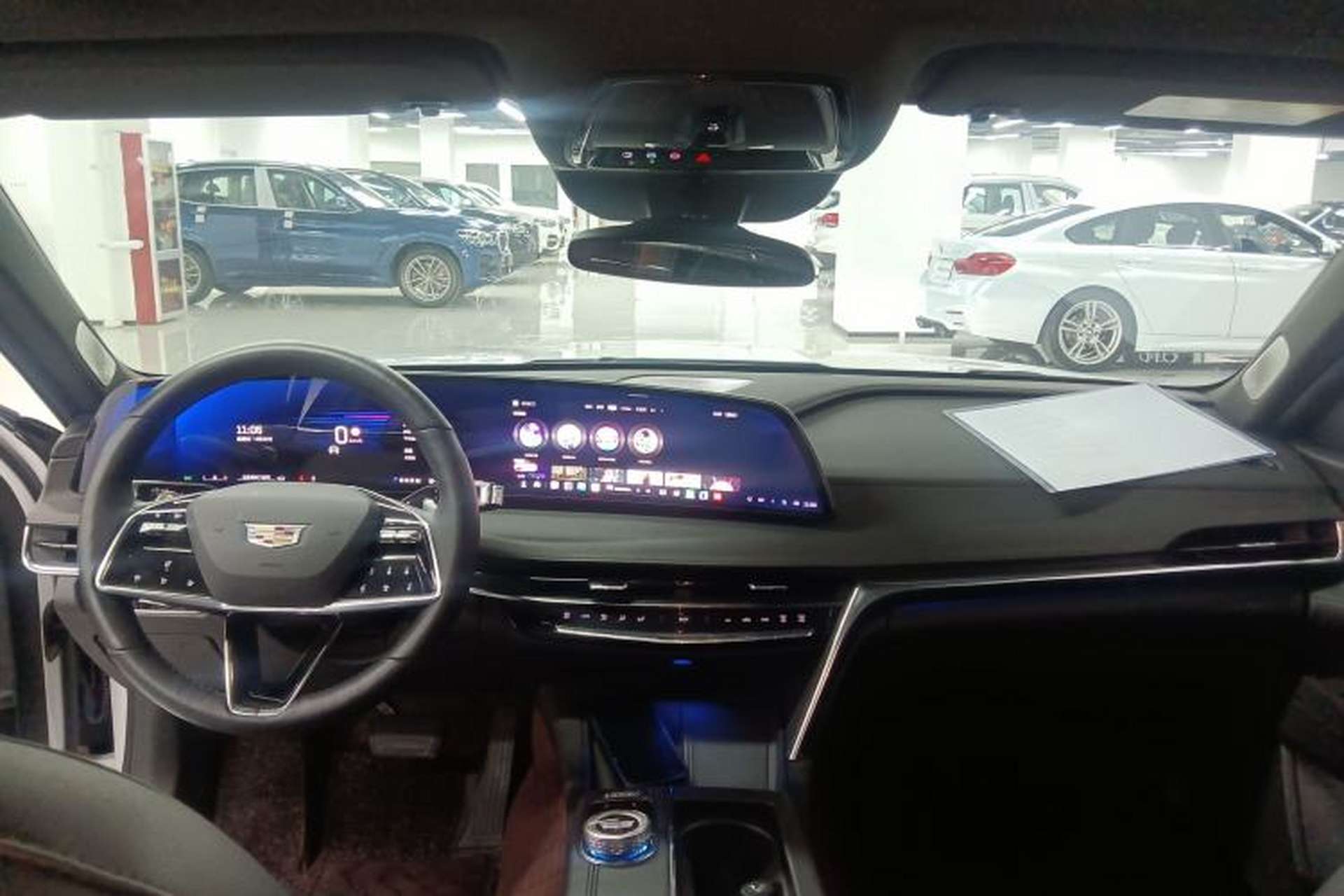 Used Cadillac CT6 2023 28T Luxury Version Center Console