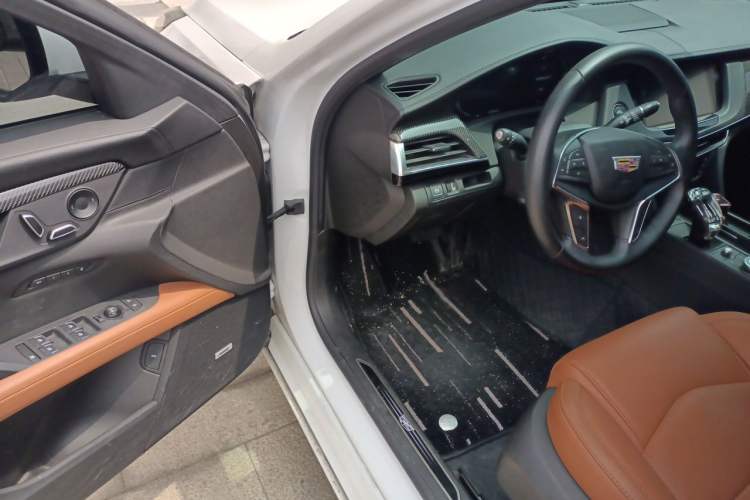 Used Cadillac CT6 2023 28T Luxury Version Driver Seat