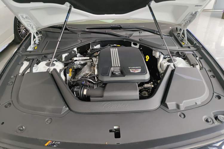 Used Cadillac CT6 2023 28T Prestige Model Engine Bay