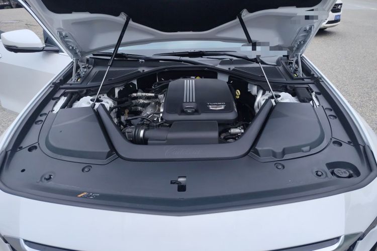 Used Cadillac CT6 2023 28T Luxury Version Engine Bay