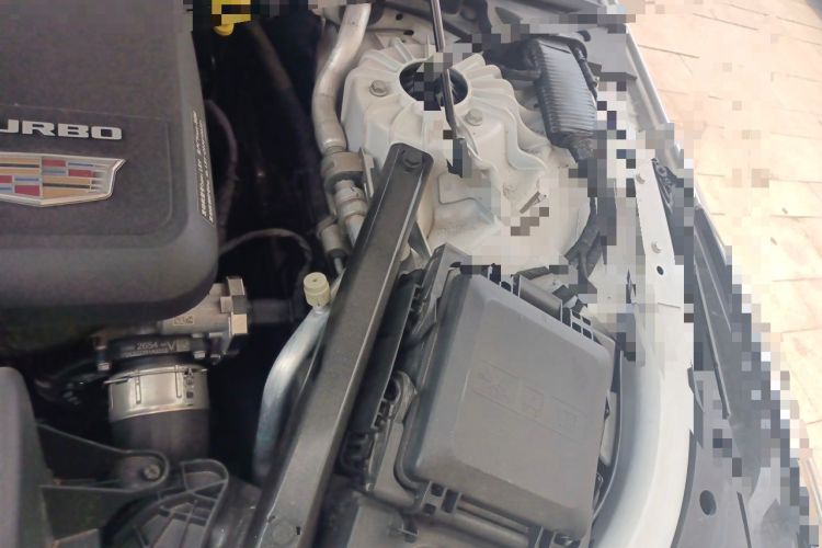 Used Cadillac CT6 2023 28T Luxury Version Engine Bay Left