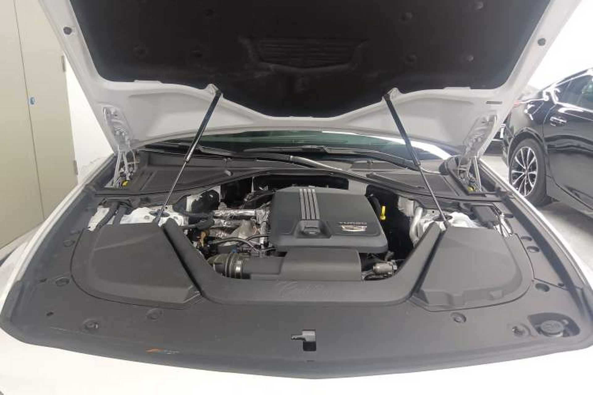 Used Cadillac CT6 2023 28T Luxury Version Engine Bay