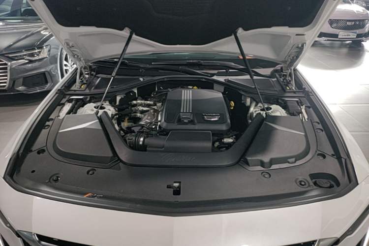 Used Cadillac CT6 2023 28T Luxury Version Engine Bay