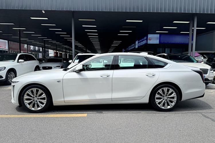 Used Cadillac CT6 2023 28T Platinum Edition Exterior 3