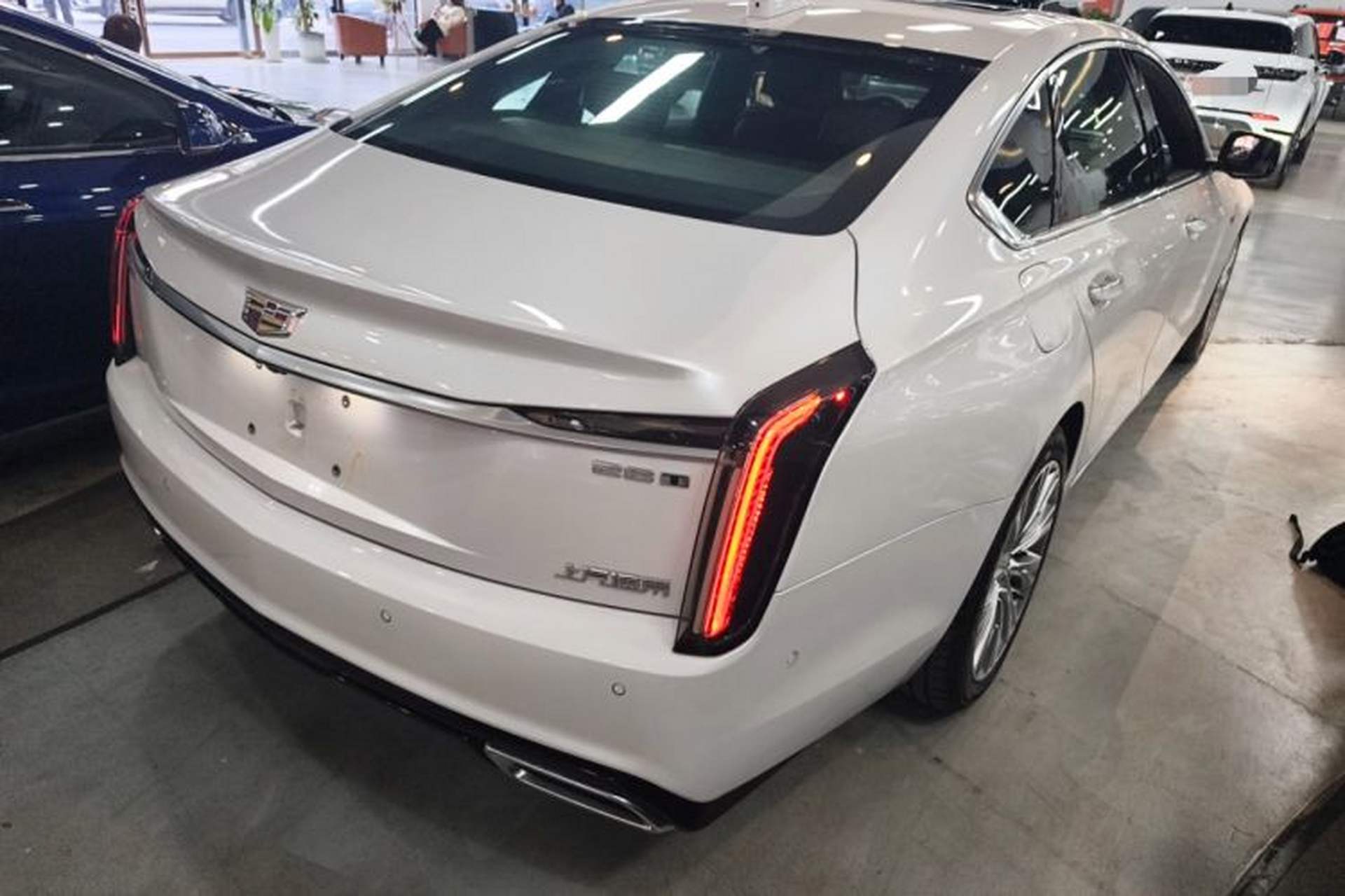 Used Cadillac CT6 2023 28T Platinum Edition Exterior 5