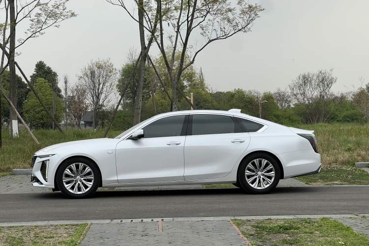 Used Cadillac CT6 2023 28T Prestige Model Exterior 6