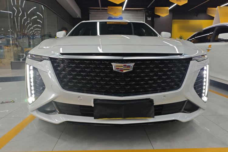 Used Cadillac CT6 2023 28T Luxury Version Front