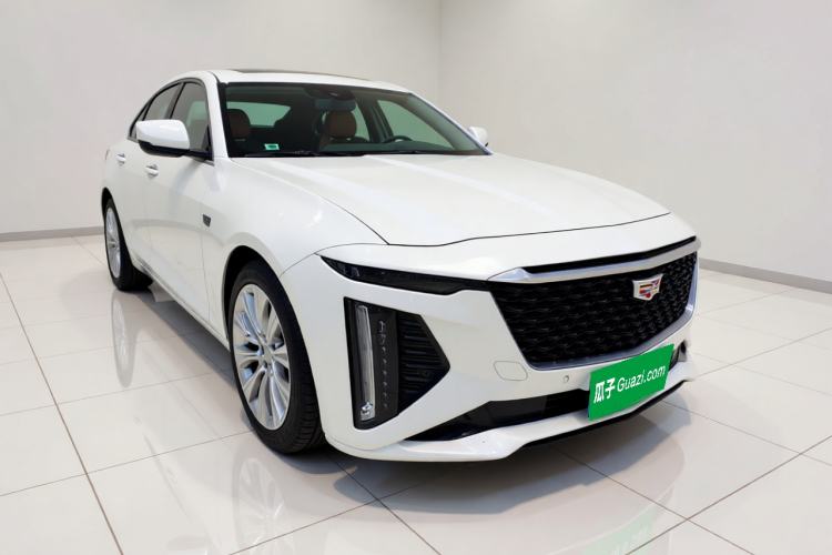 Used Cadillac CT6 2023 28T Luxury Version Front Right 45 Deg