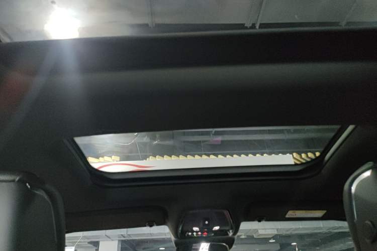 Used Cadillac CT6 2023 28T Luxury Version Headliner
